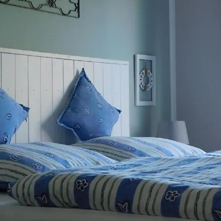 Ferienhaus-steinburg Hébergement de vacances *